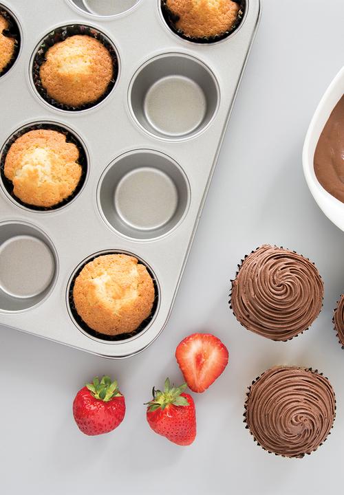 Kitchen Craft - Non-stick baking pan-12 holes