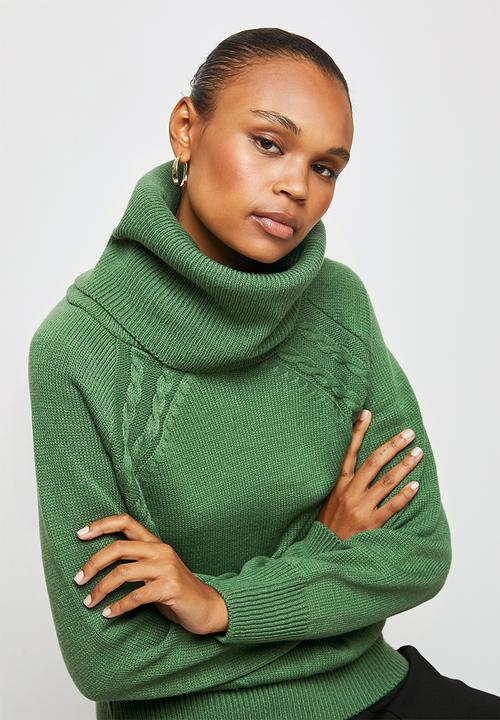 edit - Cabled raglan slouchy jumper - green