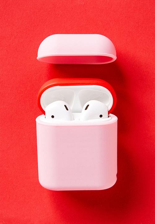 Typo - Ear bud sleeve - plastic pink & true red