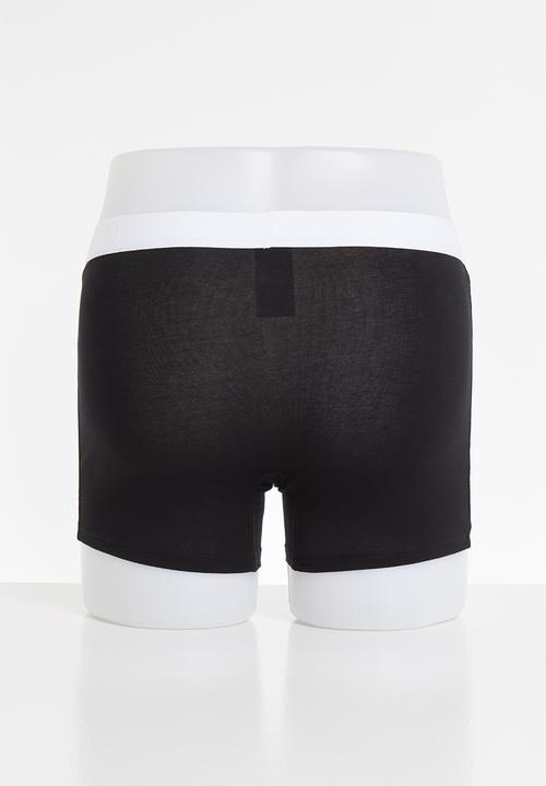 Cotton On - Mens trunks - black & white