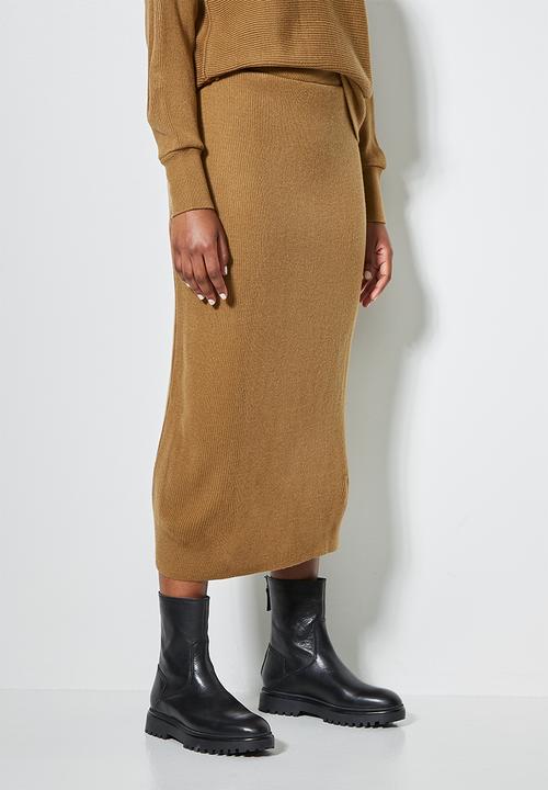 tan bodycon skirt