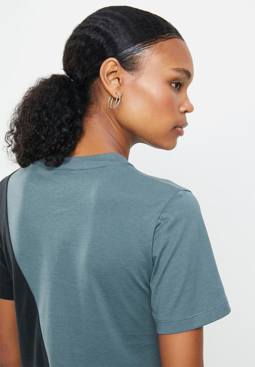 adidas Originals - Originals regular tee - blue oxide/black