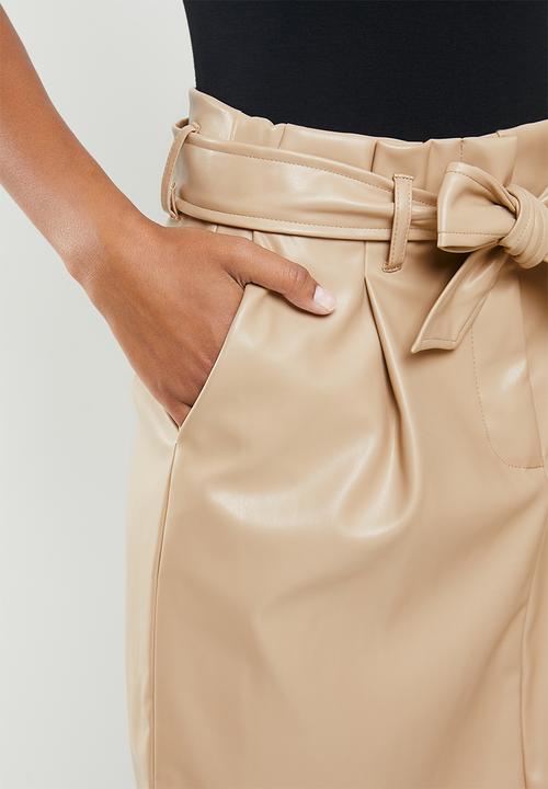 Vero Moda - Solamynte short coated skirt - taupe