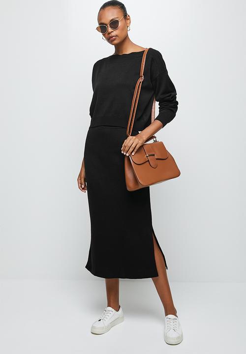 edit - Slash neck jumper - black