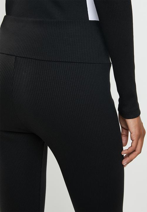 PUMA - Classic hr rib leggings - black