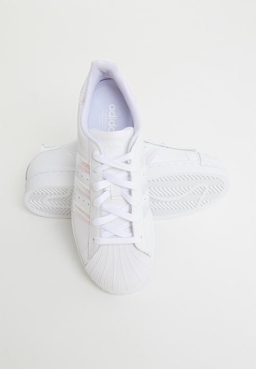 adidas Originals - Superstar j sneakers - white