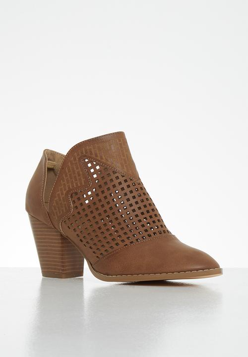 Butterfly Feet - Lettie ankle boot - tan