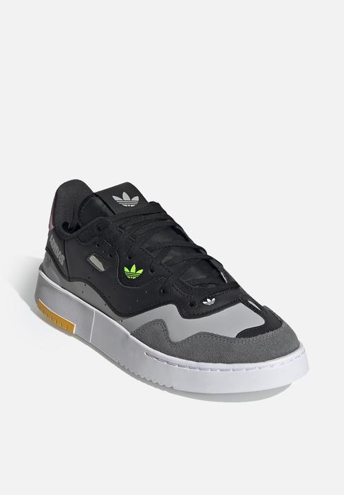 adidas Originals - Supercourt style w - core black/ftwr white/true pink