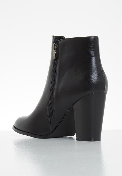 Butterfly Feet - Drama ankle boot - black