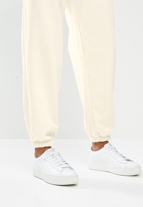 PUMA - Classic relaxed jogger - off white