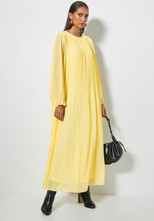 Superbalist - The ultimate pleated maxi dress - yellow