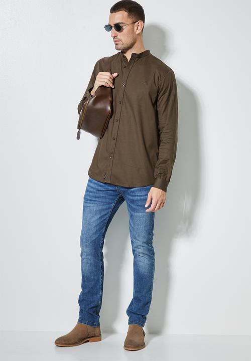 Superbalist - Lee regular fit mandarin oxford shirt - brown