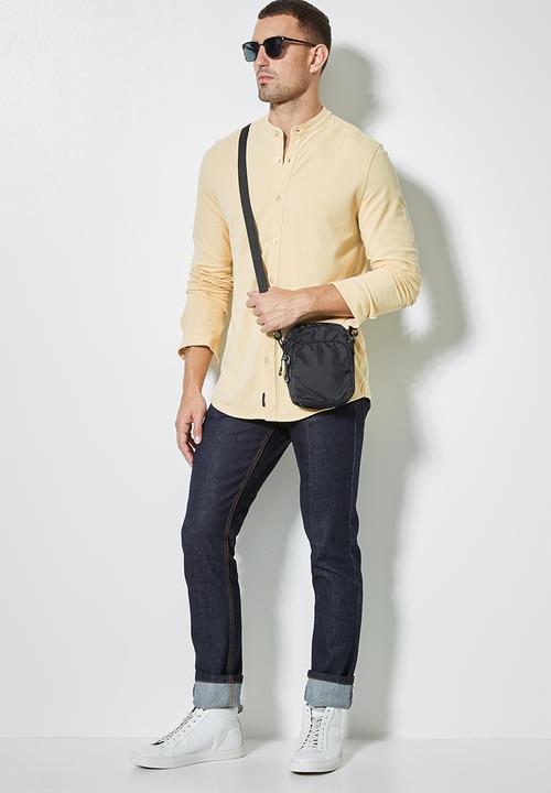 Superbalist - Lee regular fit mandarin knit shirt - yellow 