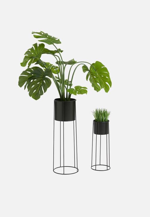 H&S - 2-tier standing planter set - black