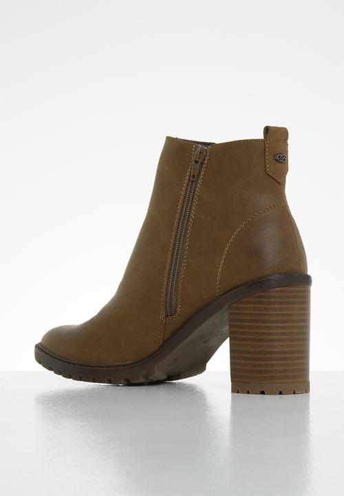 Miss Black - Omega ankle boot - tan