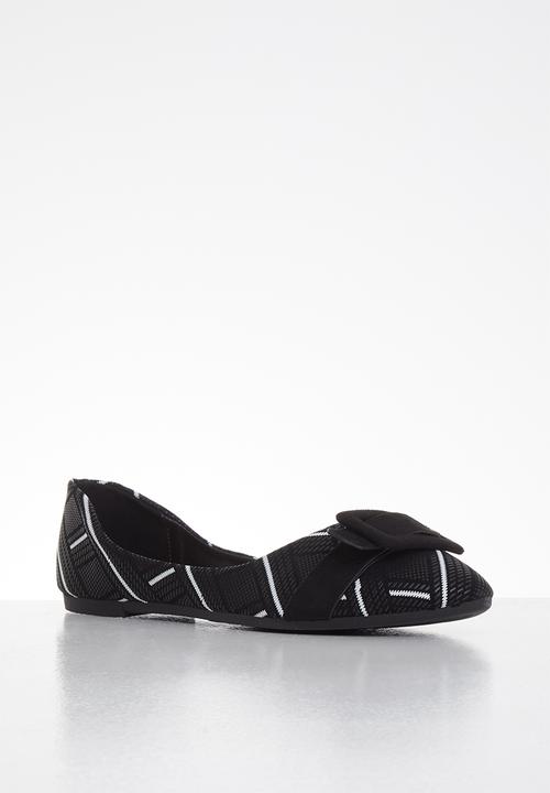 Butterfly Feet - Niki pump - black