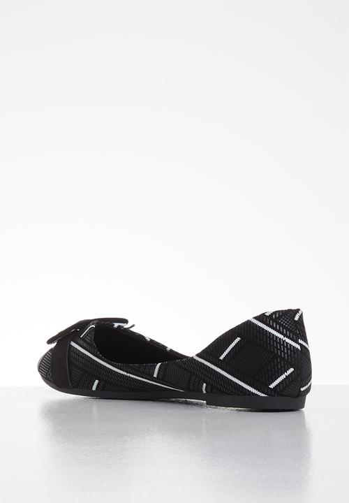 Butterfly Feet - Niki pump - black