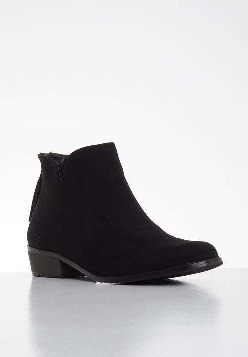 Butterfly Feet - Sia bootie - black