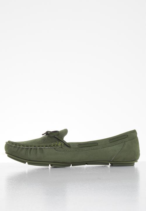 Butterfly Feet - Naomi boat shoe - khaki