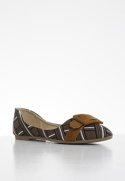 Butterfly Feet - Niki pump - tan