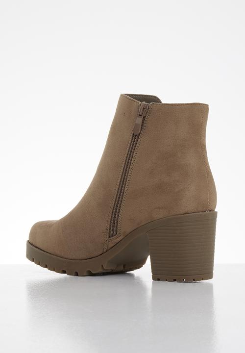 Butterfly Feet - Cali ankle boot - taupe