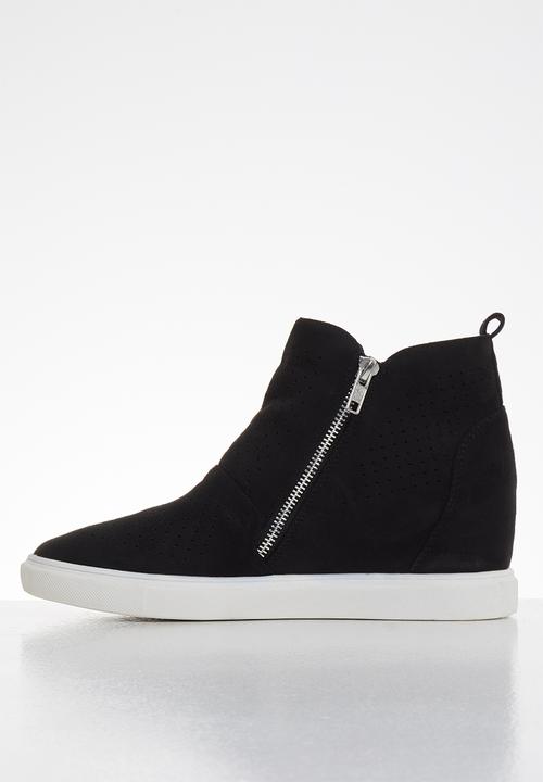 Butterfly Feet - Heron ankle boot - black