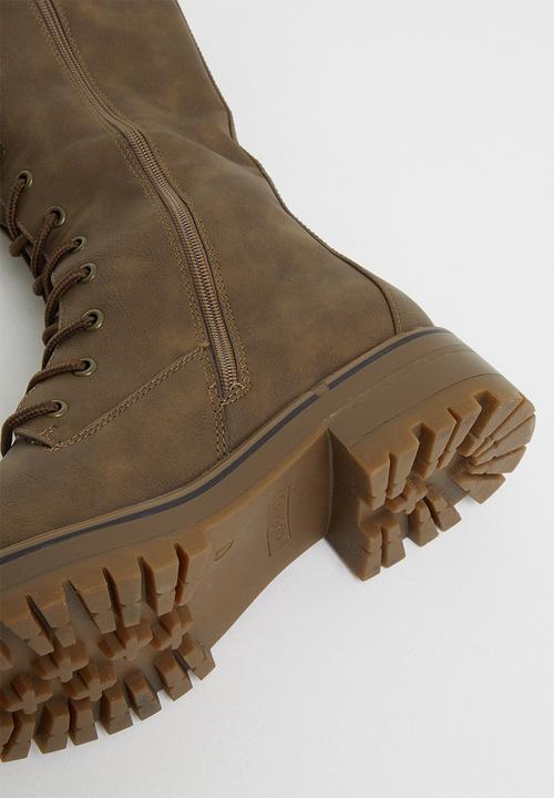 Miss Black - Fox 4 lace up boot - brown