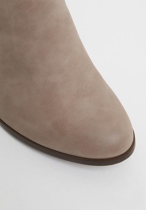 Miss Black - Alham ankle boot - pink