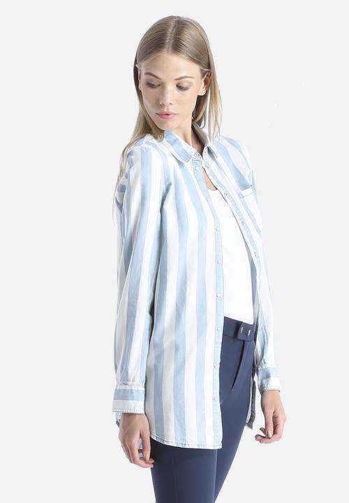 Vero Moda - Boxy Denim Stripe Shirt