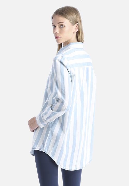 Vero Moda - Boxy Denim Stripe Shirt