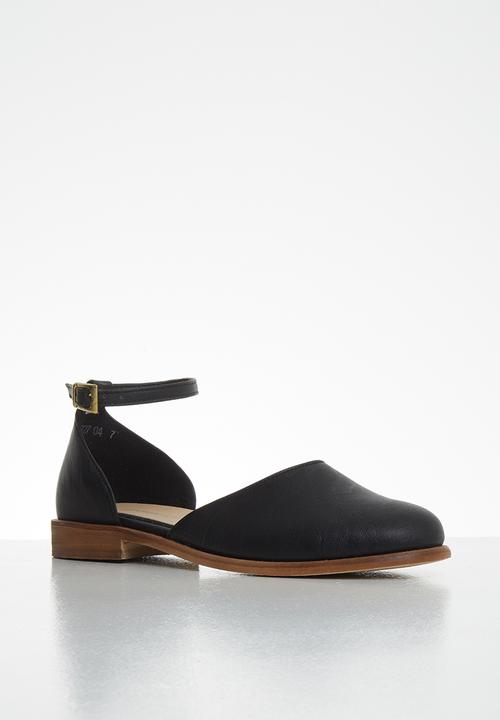 Superbalist - Allina dorsay loafer - black