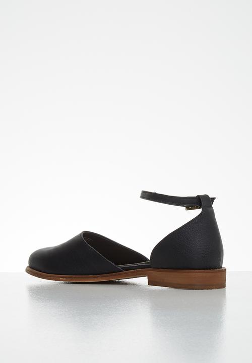 Superbalist - Allina dorsay loafer - black