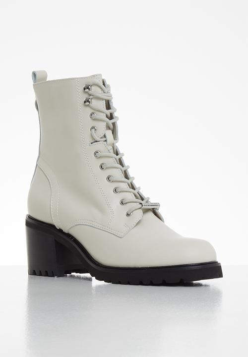 Steve Madden - Bradlie leather combat boot - bone