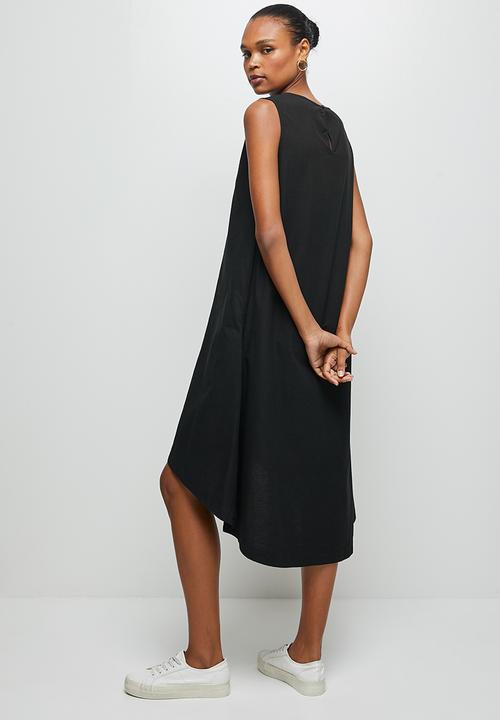 edit - Sleeveless loose fit dress - black
