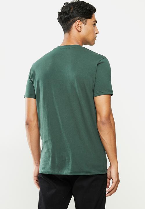 Cutty - T-shirt basic V-neck - green 