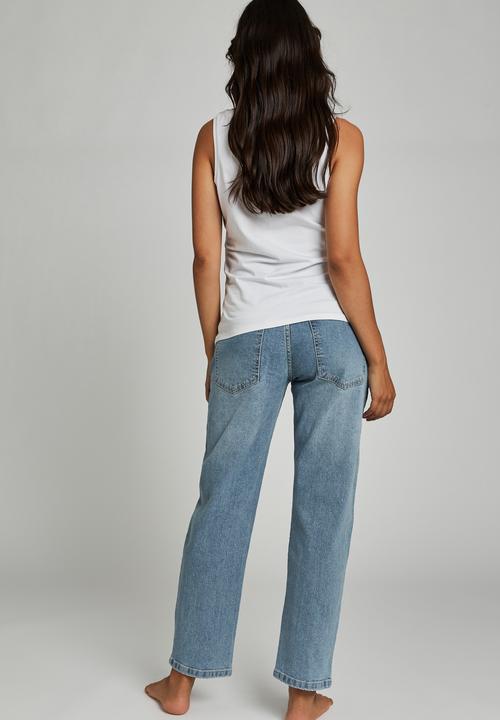 Cotton On - Maternity straight stretch jean over belly - aireys blue