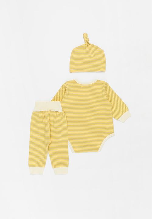 Baby Star - 3 piece set - mustard