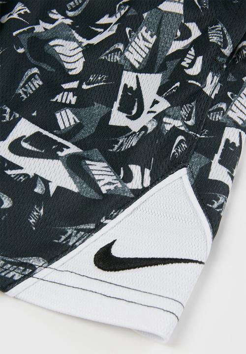 Nike - Avalanche short - black & white 