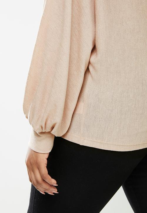 Blake - Slashoff shoulder soft touch top - beige 