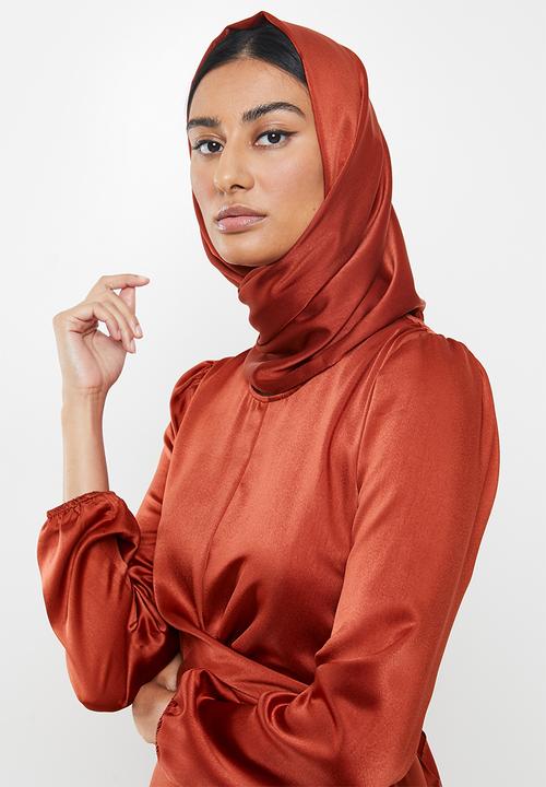 MILLA - Satin wrap front maxi dress & headscarf - red