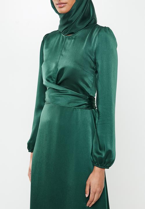 MILLA - Satin wrap front maxi dress & headscarf - green 