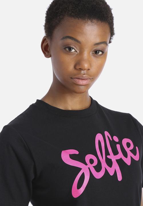 Reason - Selfie Tee