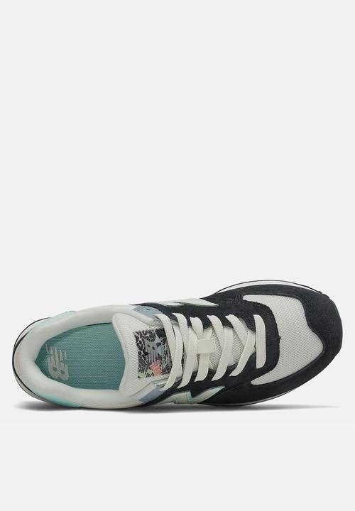 New Balance  - 574v2 - black (001)