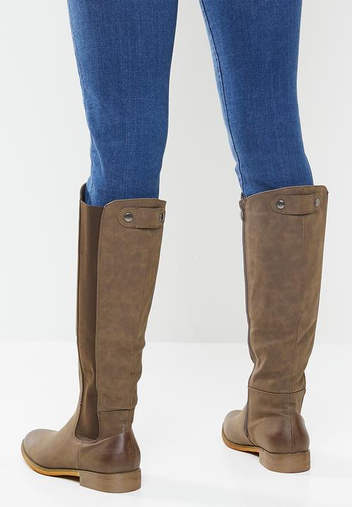 Miss Black - Route 6610 riding boot - choc