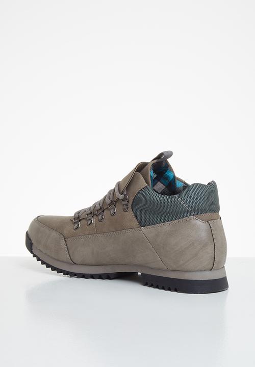 UrbanArt - Crocco 21 nub lea - grey