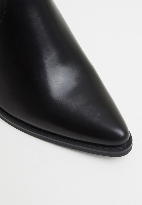 Plum - Raven cowboy boot - black