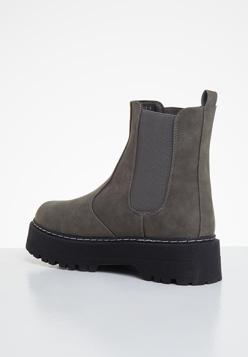 Footwork - Martiny chunky chelsea boot - grey