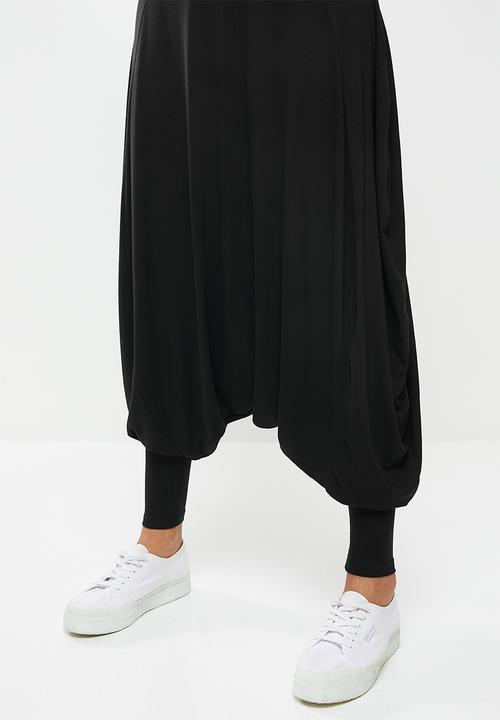 AMANDA LAIRD CHERRY - Harem pants - black