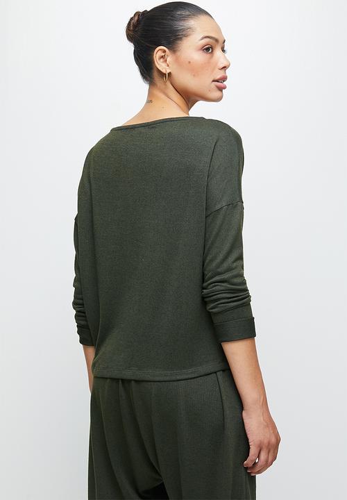 edit - Cut & sew slouchy tee - khaki