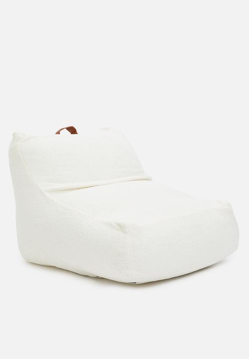 Sixth Floor - Husk sherpa bean bag - white